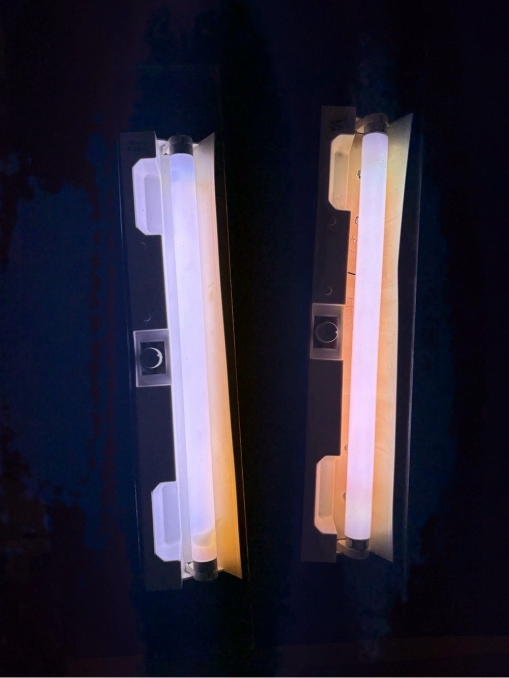2 All-Glass Aquarium 24” Fluorescent Strip Lights – Working